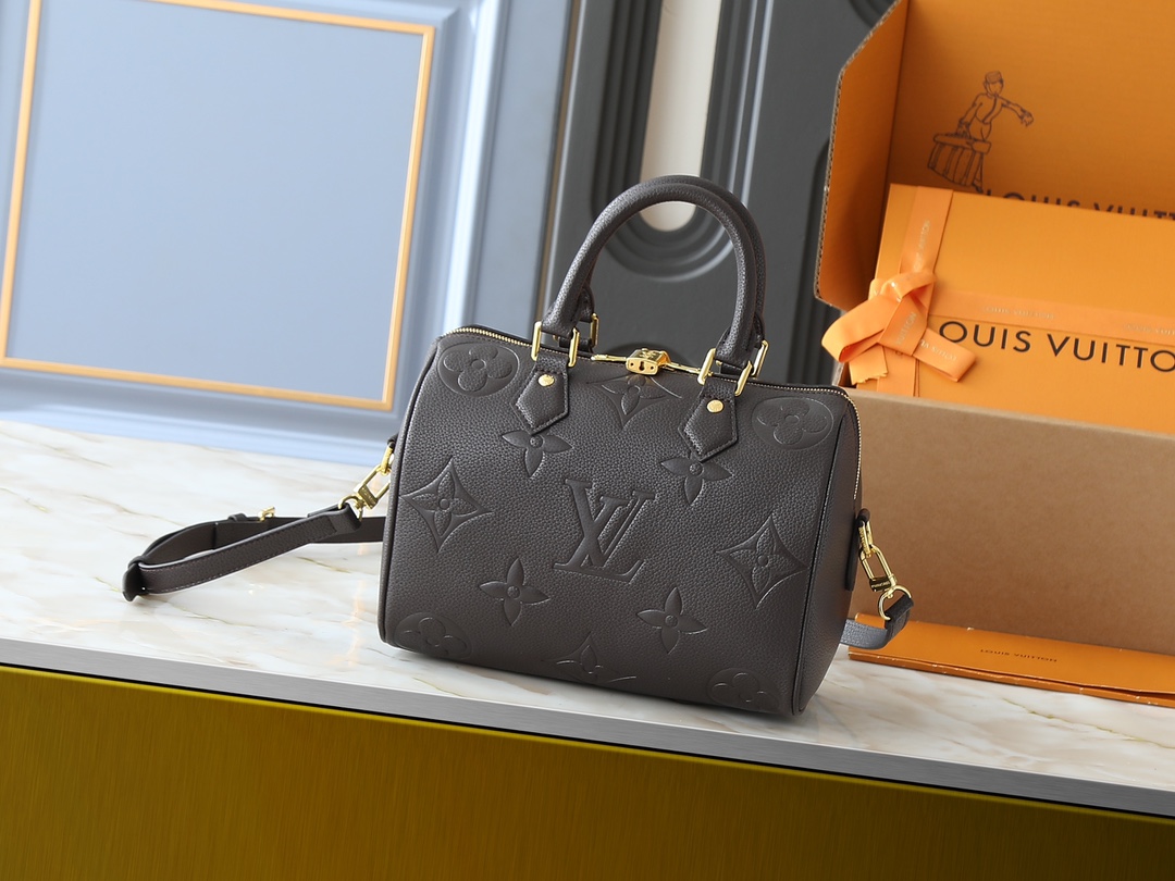 LV Classic Handbag Monogram Canvas Model M13357 Shoulder Strap Elegant